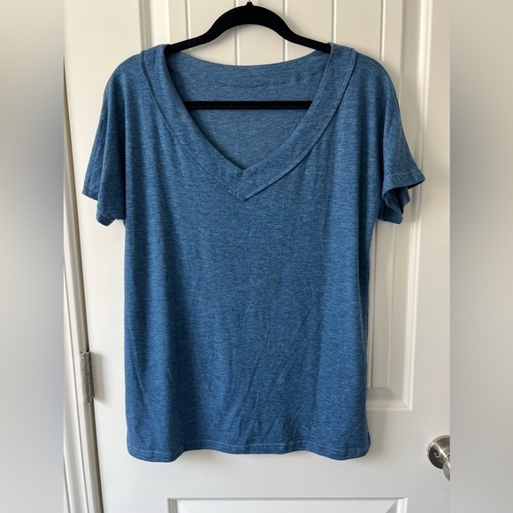 Blue Short Sleeve V-Neck Pullover Cotton Size S - Picture 1 of 7
